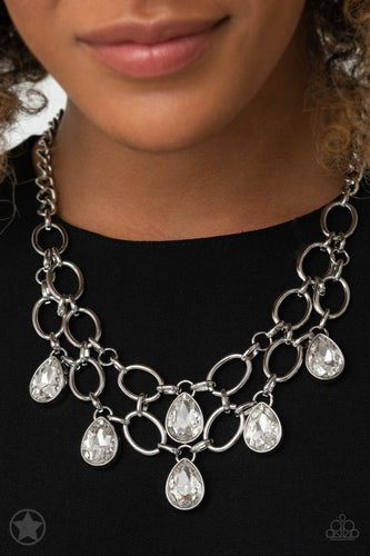 Show Stopping Shimmer- White and Silver Necklace- Paparazzi Accessories