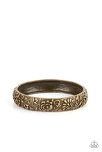 Load image into Gallery viewer, Victorian Meadow- Brass Bracelet- Paparazzi Accessories