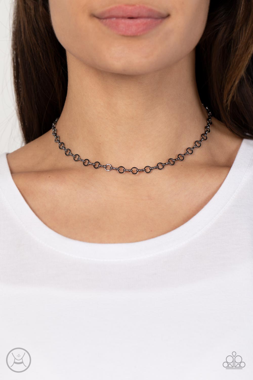 Keepin it Chic - Black Necklace- Paparazzi Accessories