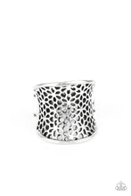 Load image into Gallery viewer, Garden Safari- Silver Ring- Paparazzi Accessories