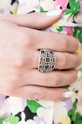 Crazy About Daisies- Silver Ring- Paparazzi Accessories